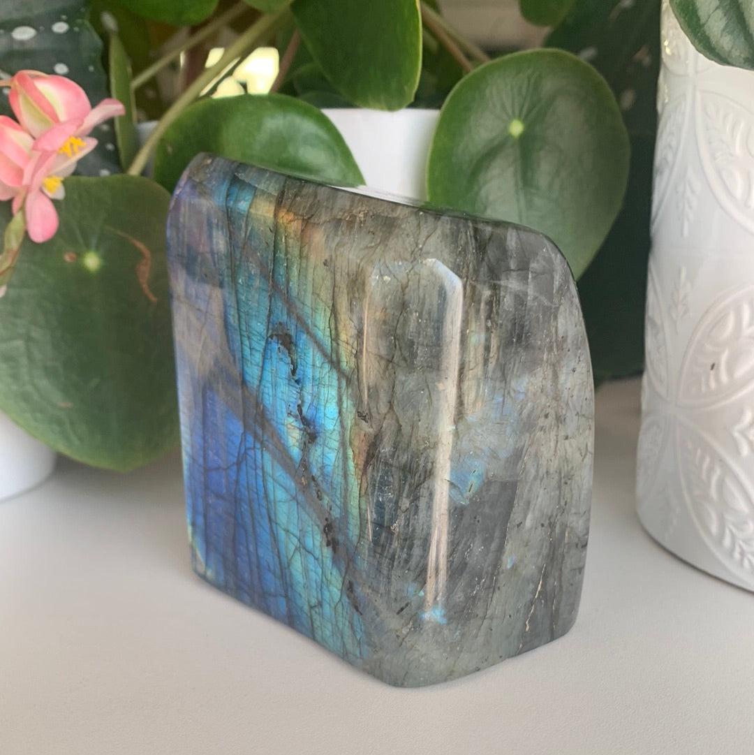 Labradorite Freeform